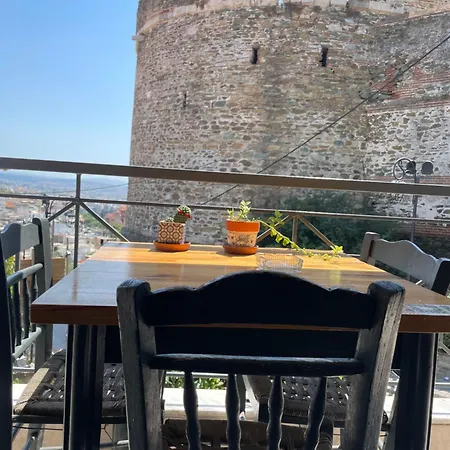 Old Town: Castle View House * Thessaloníki